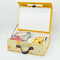 فروش عمده فروشی سفارشی چمدان تولد کودک به شکل جعبه هدیه جعبه مقوایی آهنربایی با دسته و دسته سه بعدی